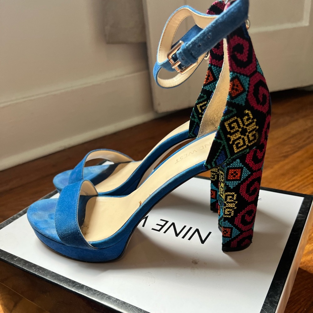 Size 9 Nine West Dempsey Heel, Block heel